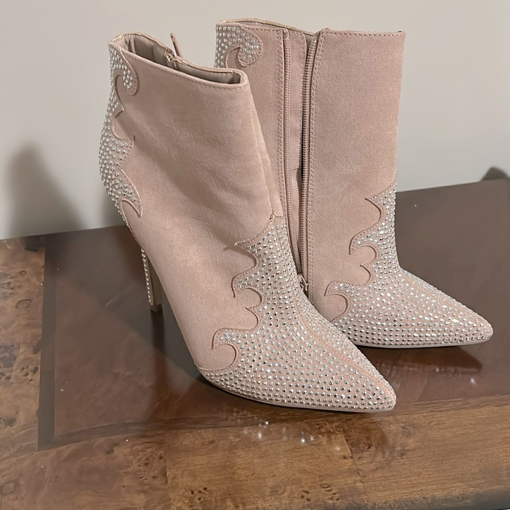 Just Fab Rhinestone Stiletto Boots
Color Cream
Size 9